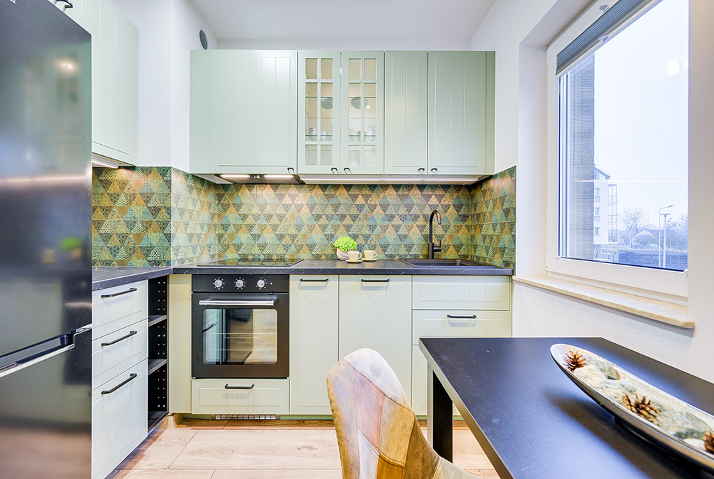 frafment kuchni w luksusowym apartamencie do wynajmu Gdańsk