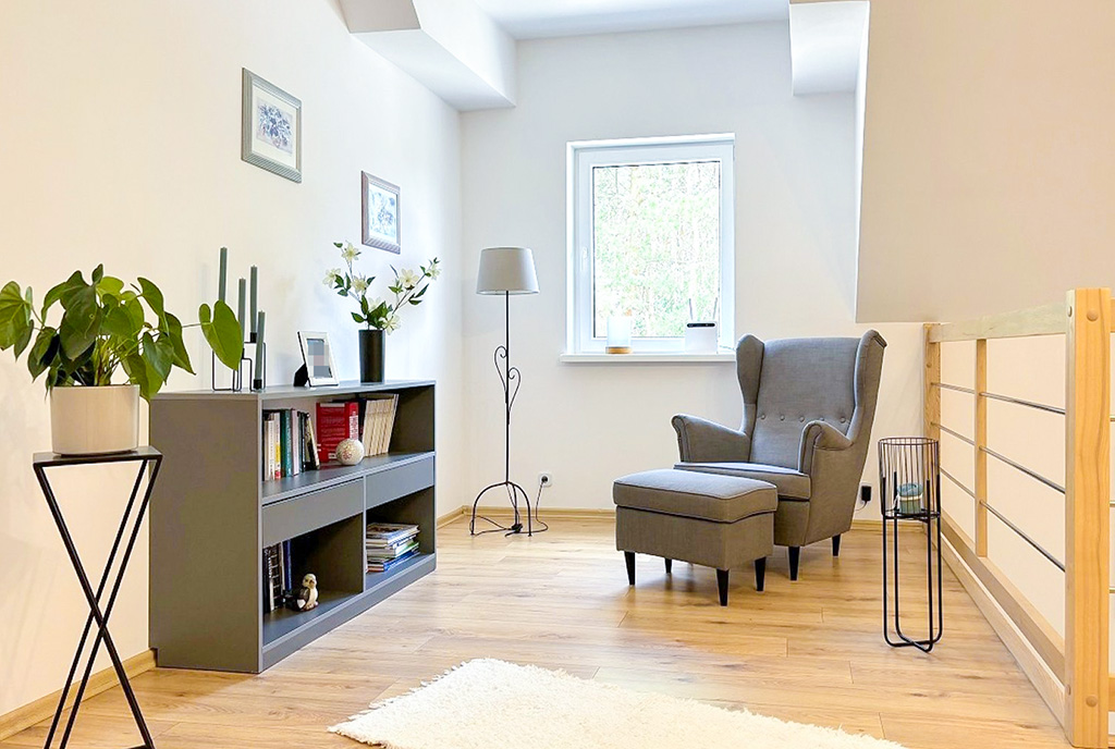 jeden z pokoi w ekskluzywnej willi na sprzedaż Bydgoszcz okolice