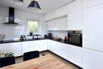 nowoczesna kuchnia w luksusowej willi na sprzedaż Bydgoszcz okolice