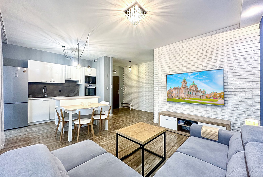 komfortowy salon w ekskluzywnym apartamencie do sprzedaży Wrocław okolice