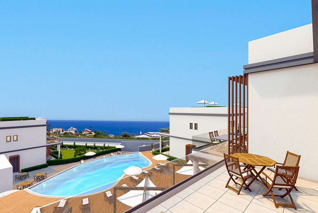 widok z tarasu przy ekskluzywnym apartamencie do sprzedaży Cypr Esentepe