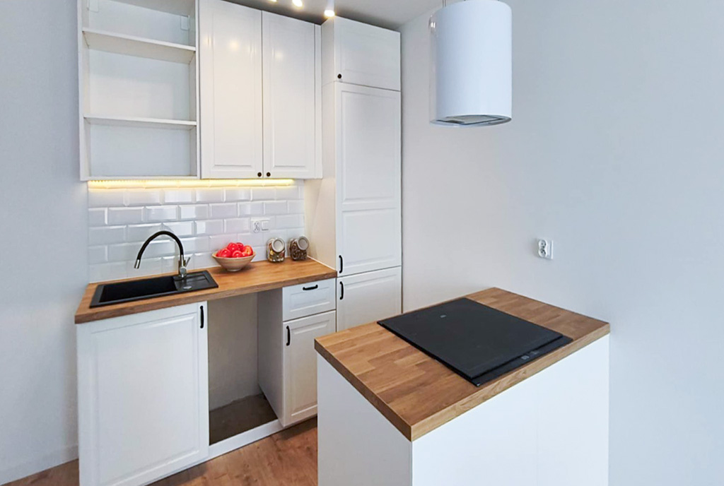 fragment kuchni w luksusowym apartamencie na sprzedaż Gdynia