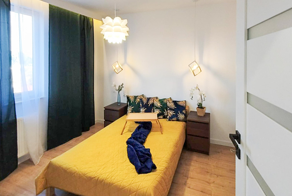 elegancka sypialnia w ekskluzywnym apartamencie na sprzedaż Gdynia