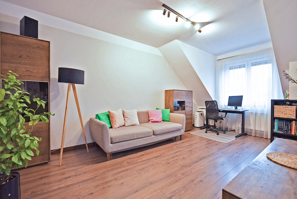 jeden z pokoi w ekskluzywnym apartamencie na sprzedaż Katowice okolice