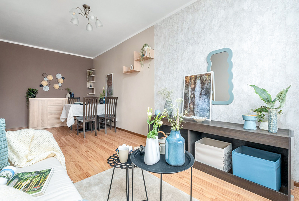 gustownie zaaranżowany salon w ekskluzywnym apartamencie do sprzedaży Szczecin