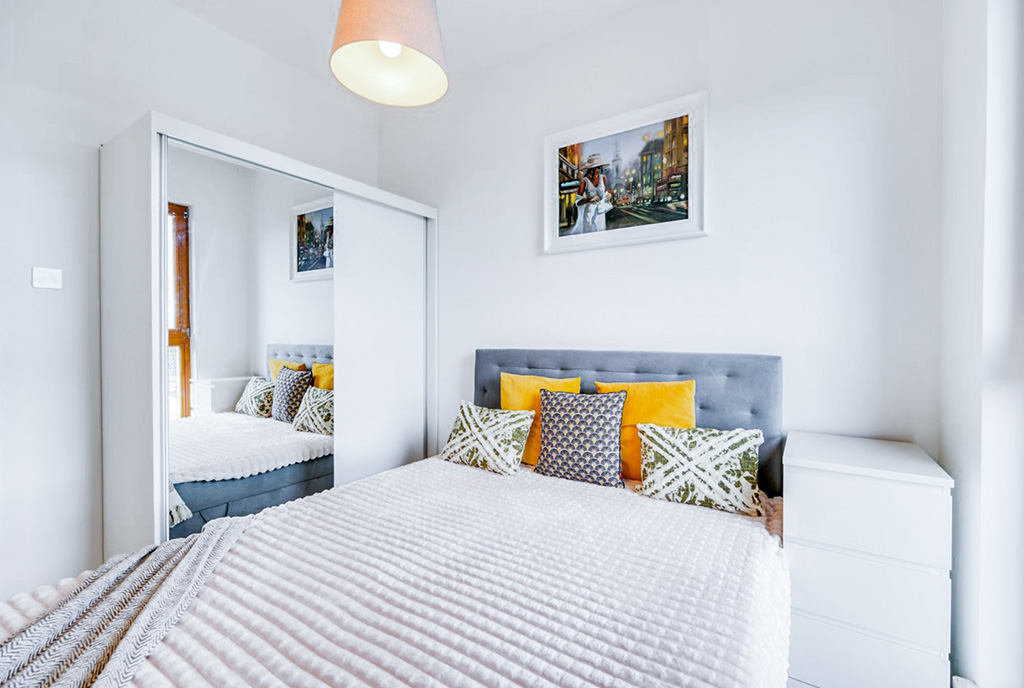 kameralna sypialnia w ekskluzywnym apartamencie na sprzedaż Gdańsk