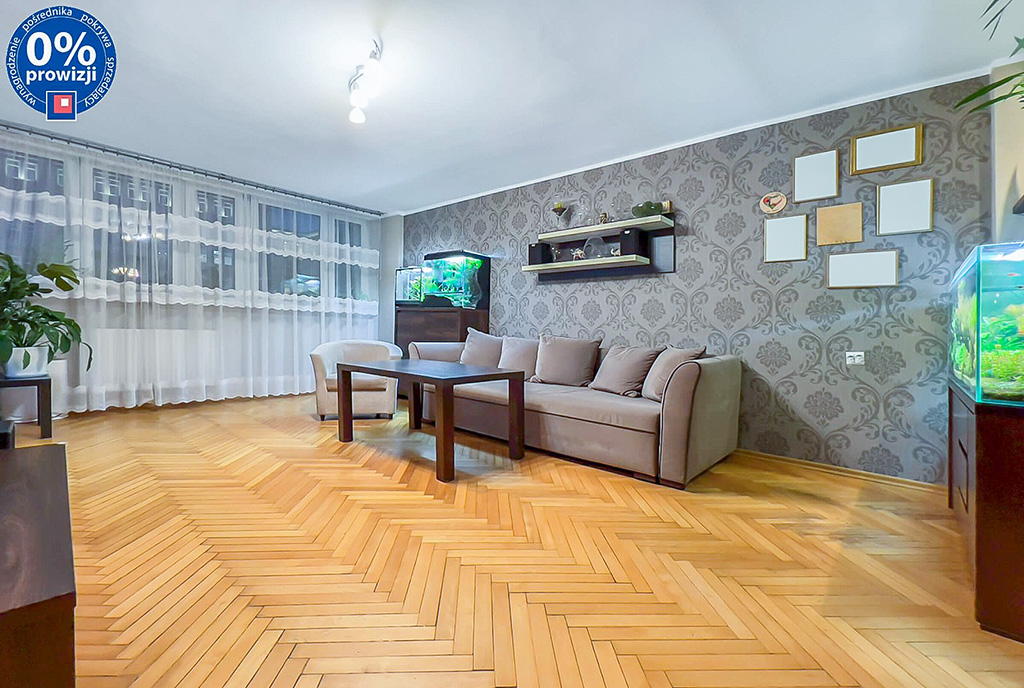 przeciwległa strona salonu w luksusowym apartamencie na sprzedaż Katowice okolice