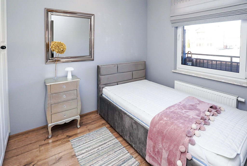 zaciszna sypialnia w ekskluzywnym apartamencie na wynajem Piotrków Trybunalski