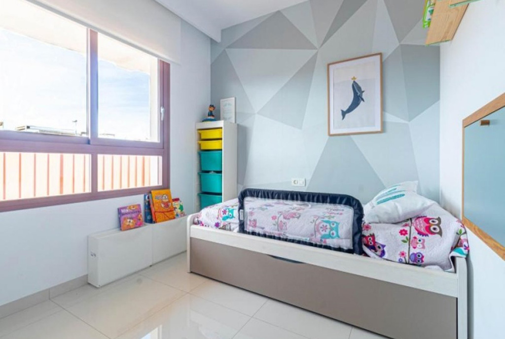 jedno z pomieszczenie w ekskluzywnym apartamencie na sprzedaż Hiszpania Mil Palmeras