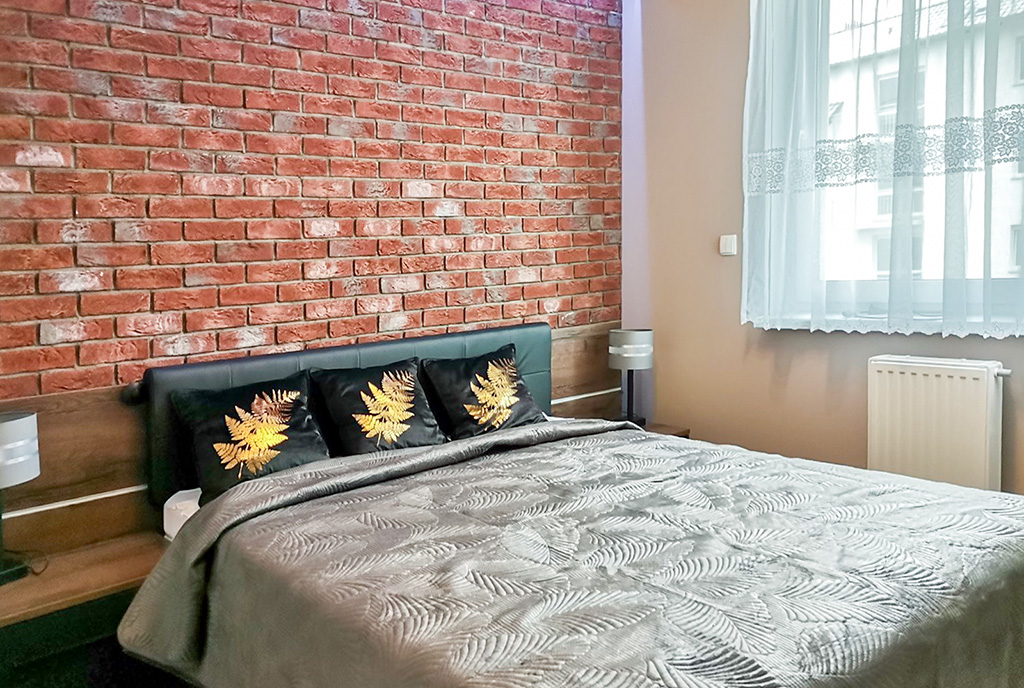 imponująca sypialnia w ekskluzywnym apartamencie na wynajem Legnica okolice