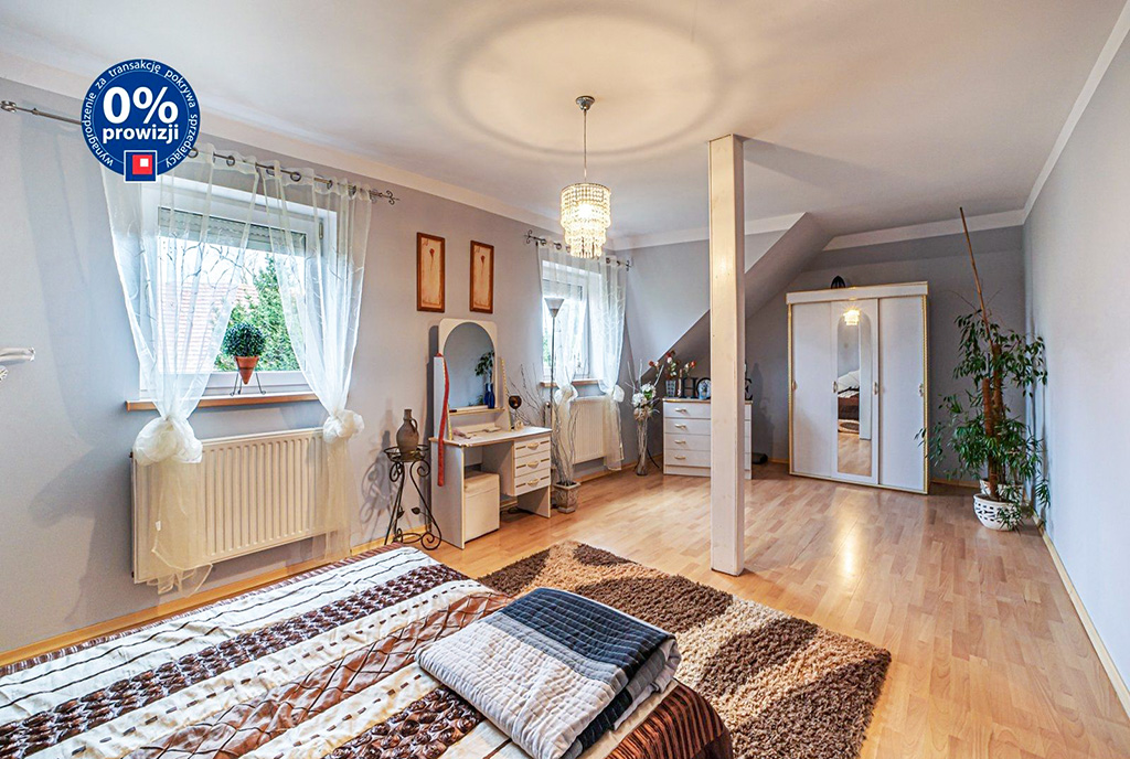 jedno z pomieszczeń w luksusowym domu na sprzedaż Bolesławiec okolice