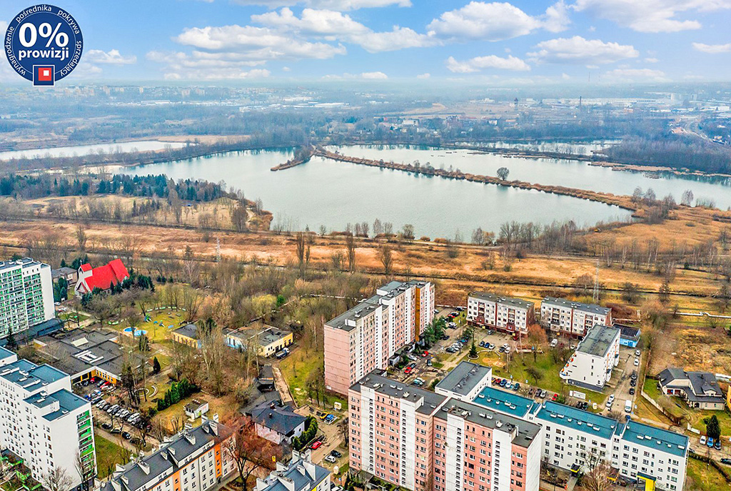 widok z lotu ptaka na osiedle, na którym znajduje się oferowany na sprzedaż ekskluzywny apartament Katowice okolice
