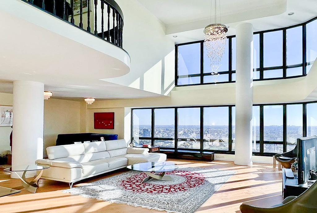 fragment pokoju dziennego w luksusowym apartamencie na sprzedaż New York Stany Zjednoczone Ameryki