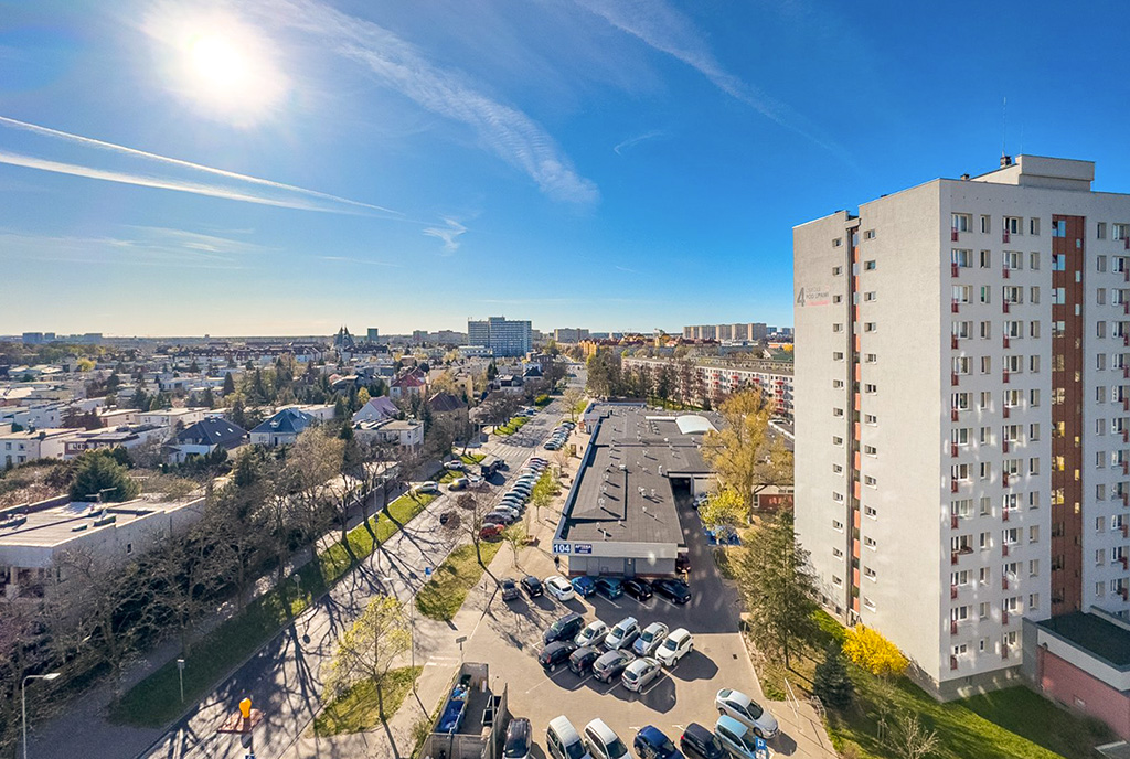 atrakcyjna okolica, w której znajduje się ekskluzywny apartament na sprzedaż Poznań