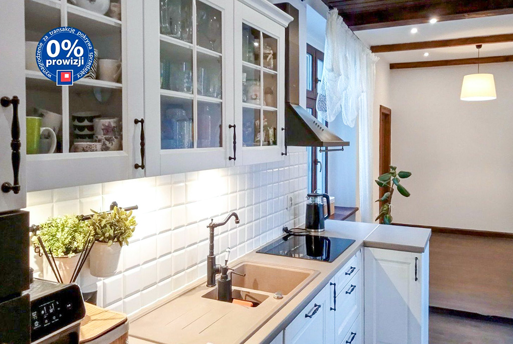 fragment kuchni w luksusowym apartamencie na sprzedaż Wałbrzych okolice