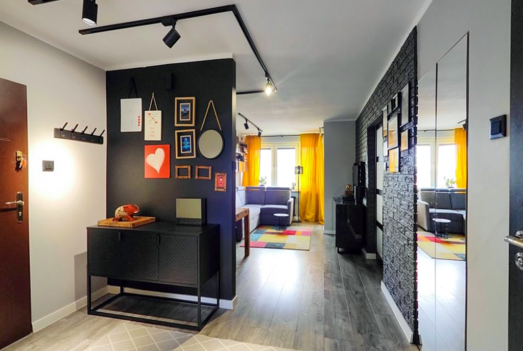 designerski korytarz w ekskluzywnym apartamencie na sprzedaż Ełk