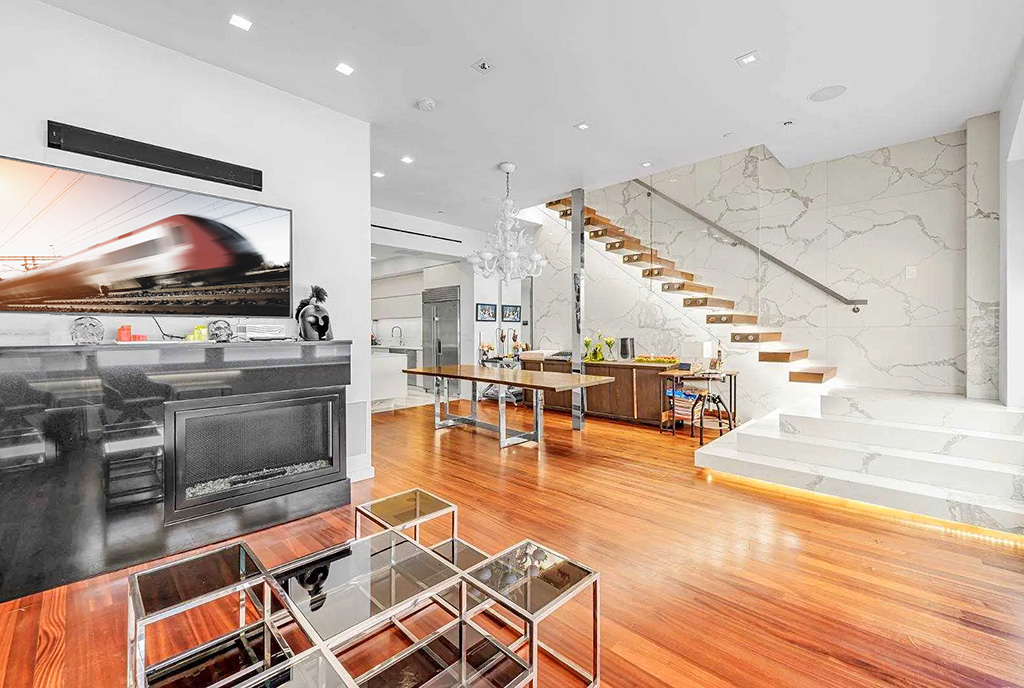 elegancki salon w ekskluzywnym apartamencie do sprzedaży New York Stany Zjednoczone Ameryki