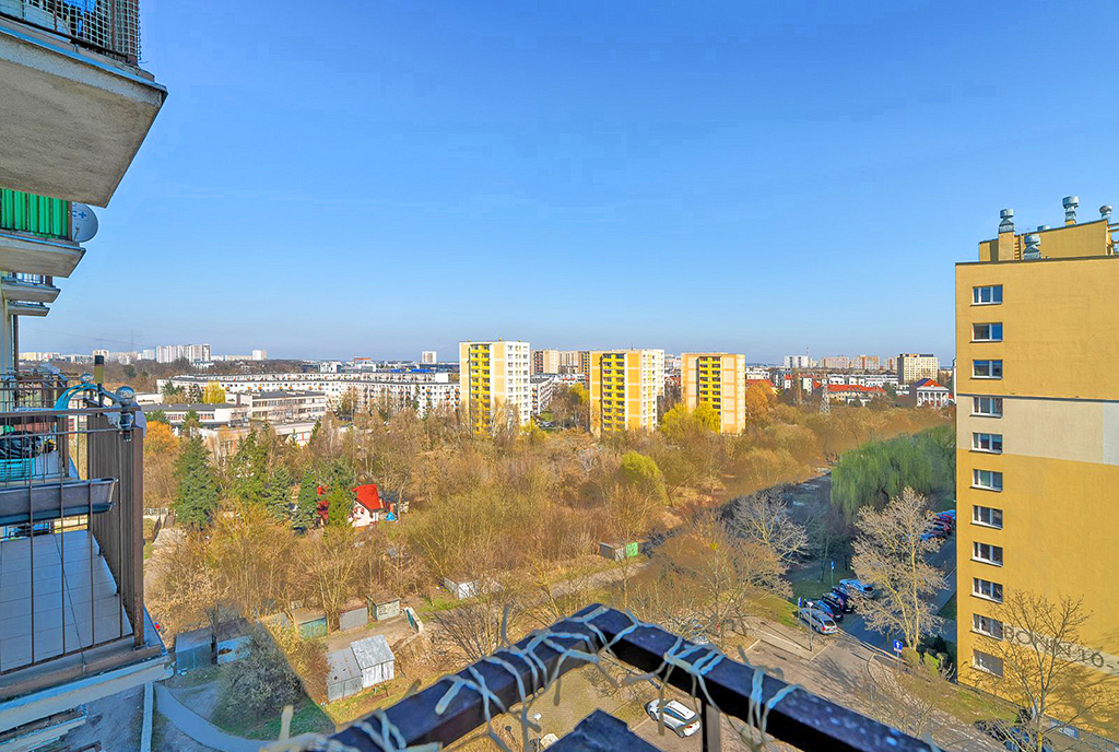 widokowy balkon przy ekskluzywnym apartamencie na sprzedaż Poznań
