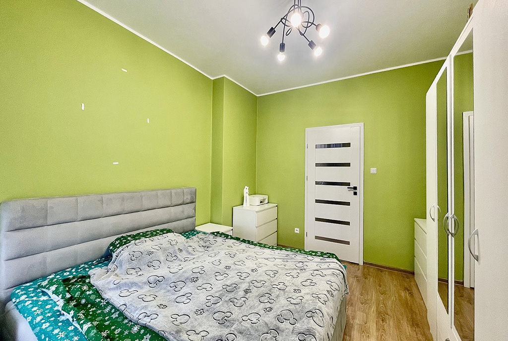 fragment sypialni w ekskluzywnym apartamencie na sprzedaż Słupsk