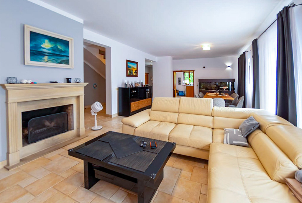 elegancki salon w ekskluzywnej willi do sprzedaży Bielsko-Biała okolice