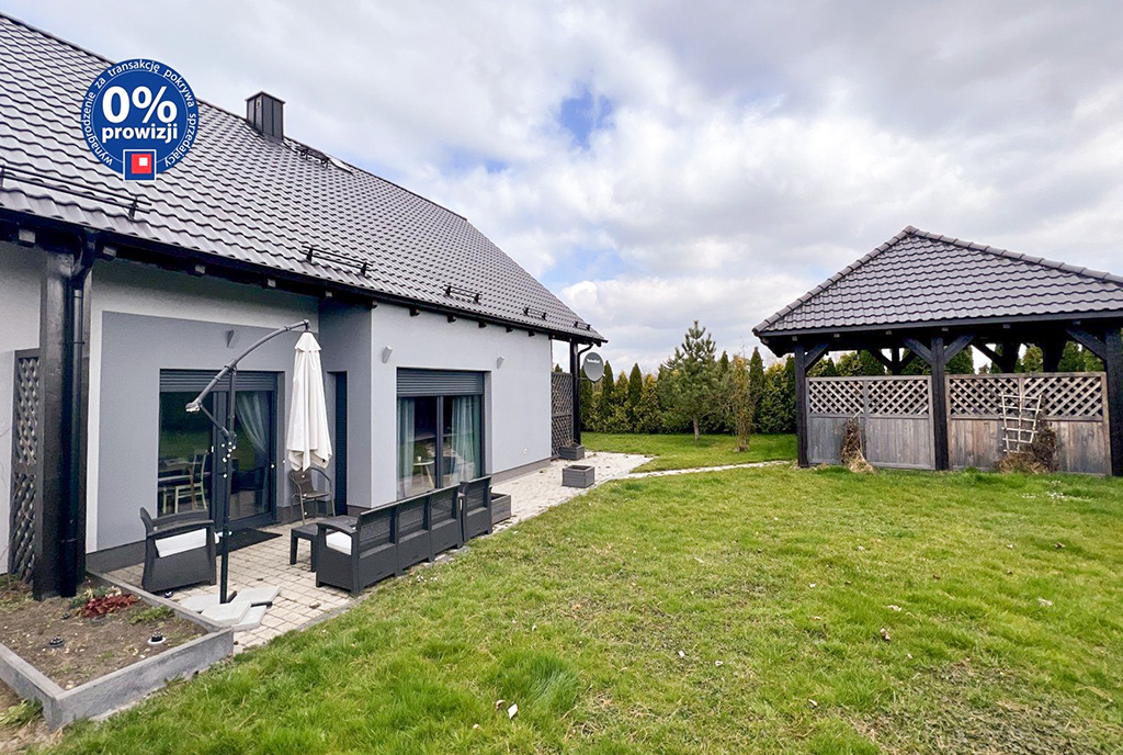 zagospodarowana działka oraz taras przy ekskluzywnej willi na sprzedaż Wałbrzych okolice