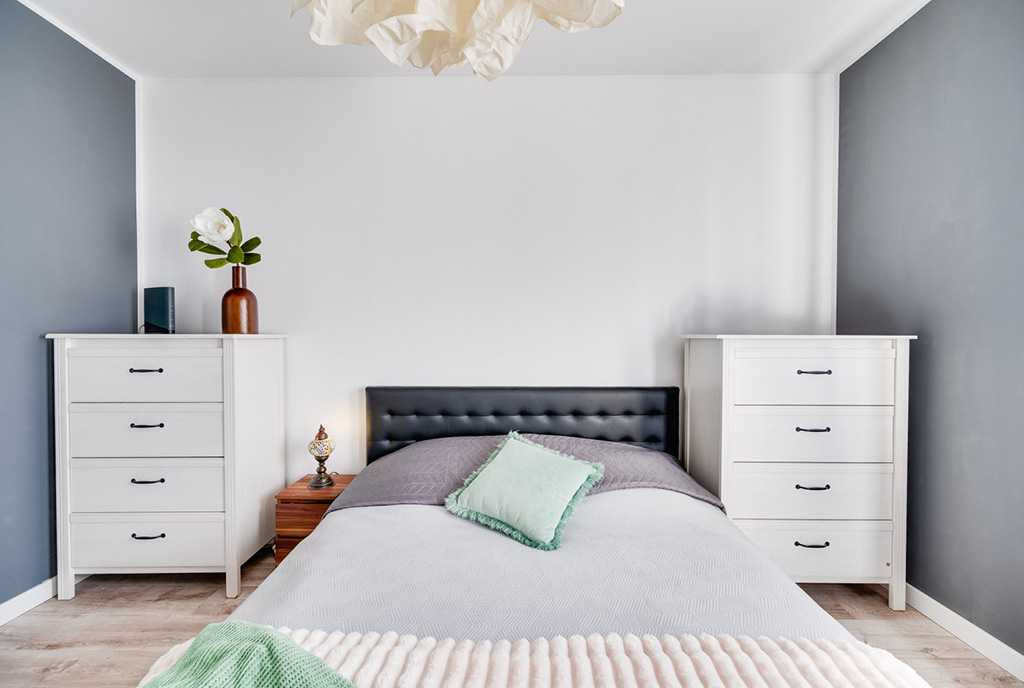 zaciszna sypialnia w ekskluzywnym apartamencie na sprzedaż Gdańsk okolice