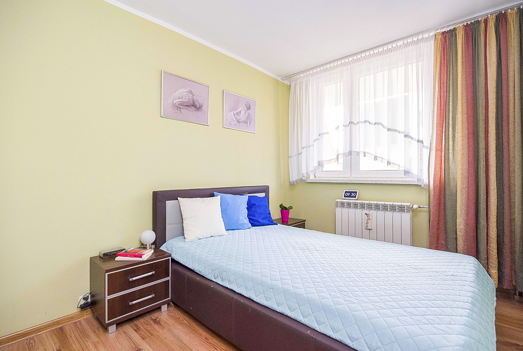 fragment sypialni w ekskluzywnym apartamencie na sprzedaż Katowice okolice