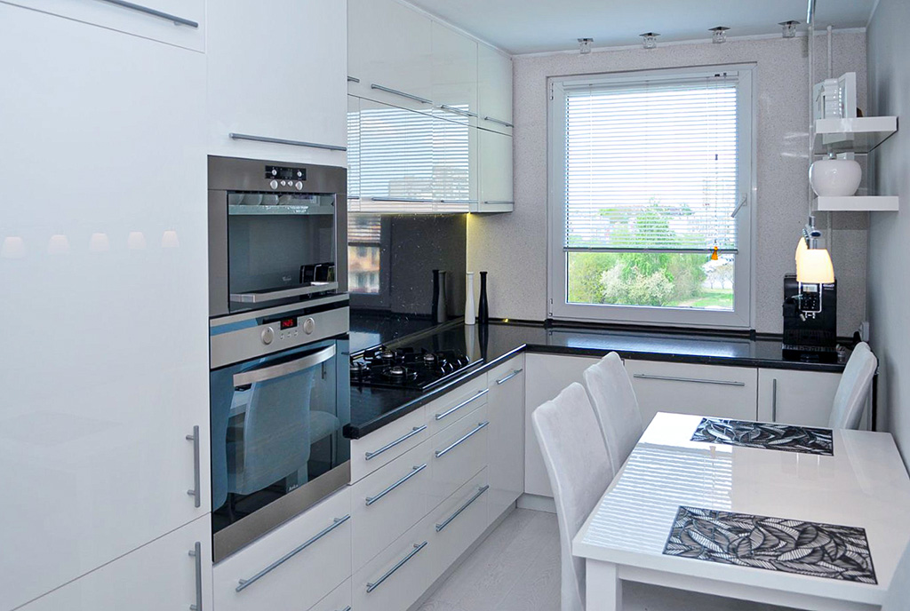 imponująca kuchnia w luksusowym apartamencie na sprzedaż Szczecin