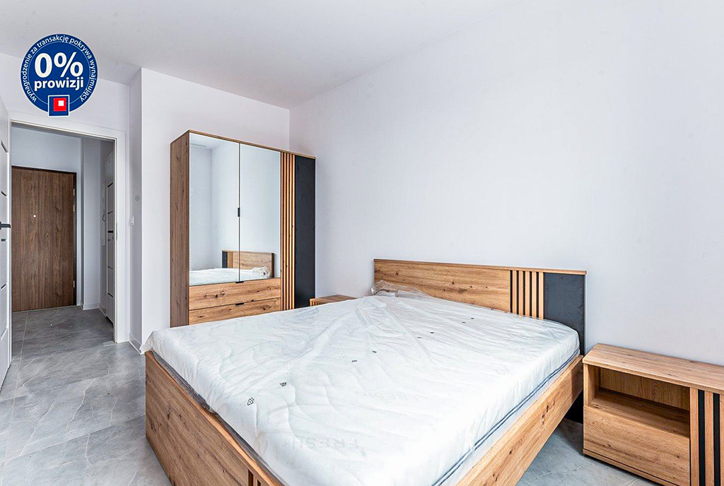 fragment sypialni w ekskluzywnym apartamencie na wynajem Gdynia (okolice)