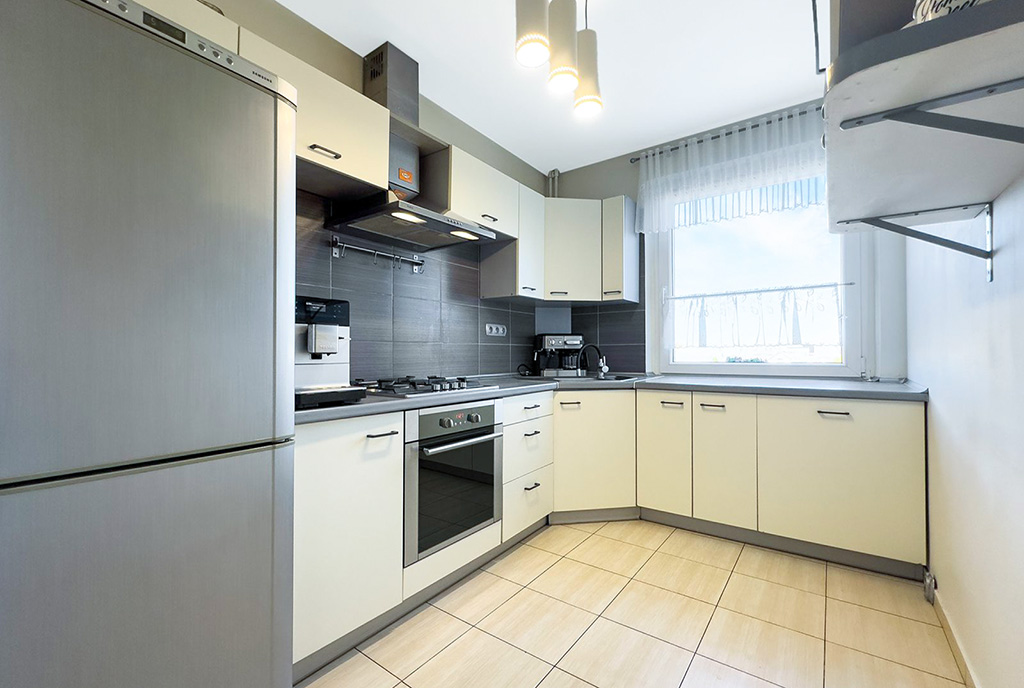 zabudowana kuchnia w ekskluzywnym apartamencie na sprzedaż Katowice okolice