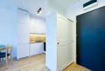 fragment przedpokoju w ekskluzywnym apartamencie na wynajem Szczecin