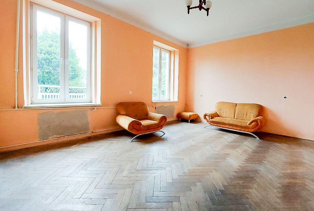 wytworne wnętrze luksusowego dworu na sprzedaż województwo łódzkie