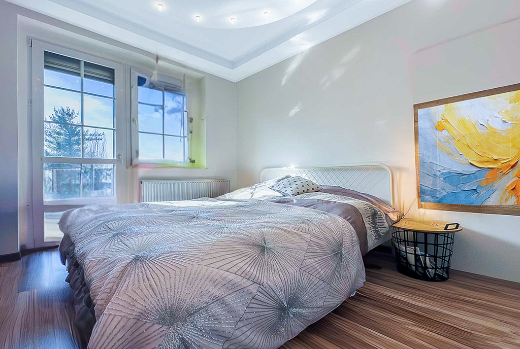 kameralna sypialnia w ekskluzywnej willi na sprzedaż Katowice okolice