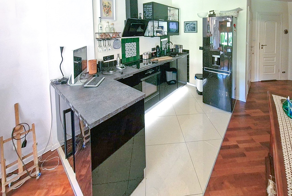 nowoczesna kuchnia w ekskluzywnym apartamencie na sprzedaż Bielsko-Biała (okolice)