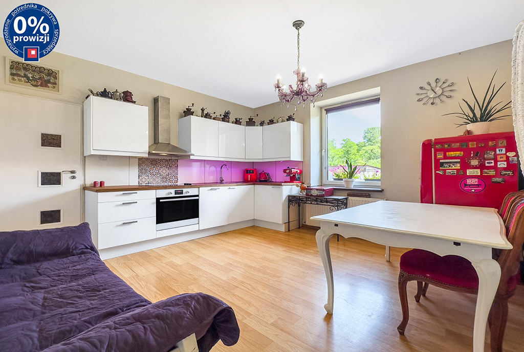 widok na kuchnię w luksusowym apartamencie na sprzedaż Katowice (okolice)