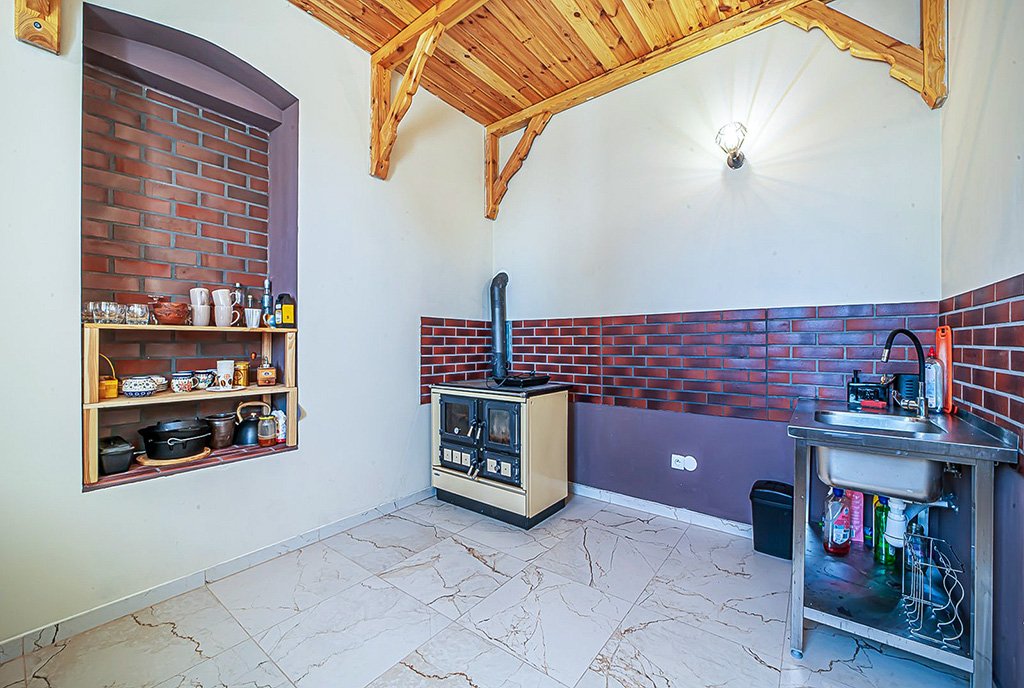 jedno z pomieszczeń w luksusowym apartamencie do wynajmu Bolesławiec (okolice)