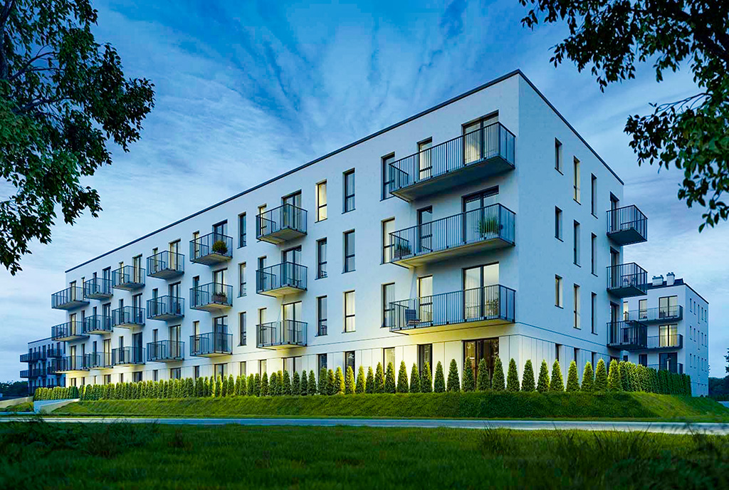 widok na apartamentowiec, w którym znajduje się oferowany do sprzedaży luksusowy apartament Gdynia