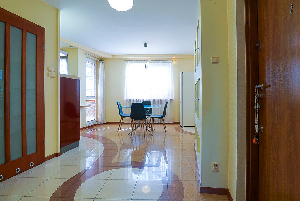 przestronne wnętrze lukssowego apartamentu do wynajmu Piotrków Trybunalski