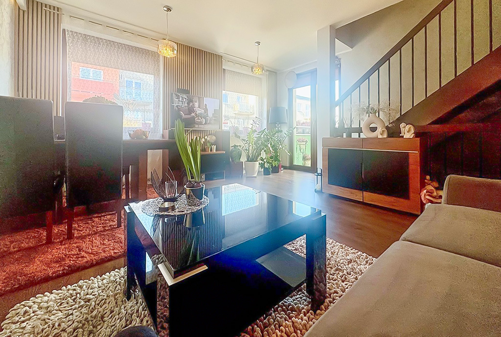 kameralny salon w ekskluzywnej willi do sprzedaży Wrocław