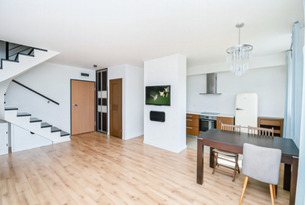 imponujący salon w ekskluzywnym apartamencie do sprzedaży Gdynia (okolice)