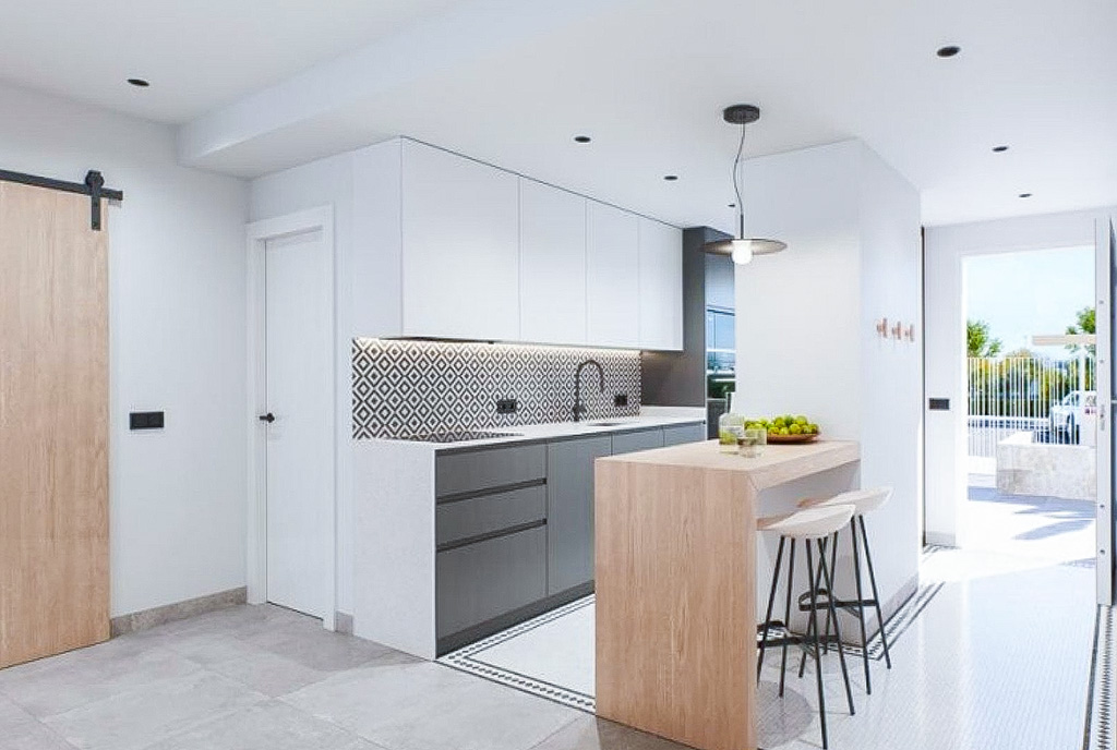 widok na kuchnię w luksusowym apartamencie na sprzedaż Hiszpania (Pilar de la Horadada)