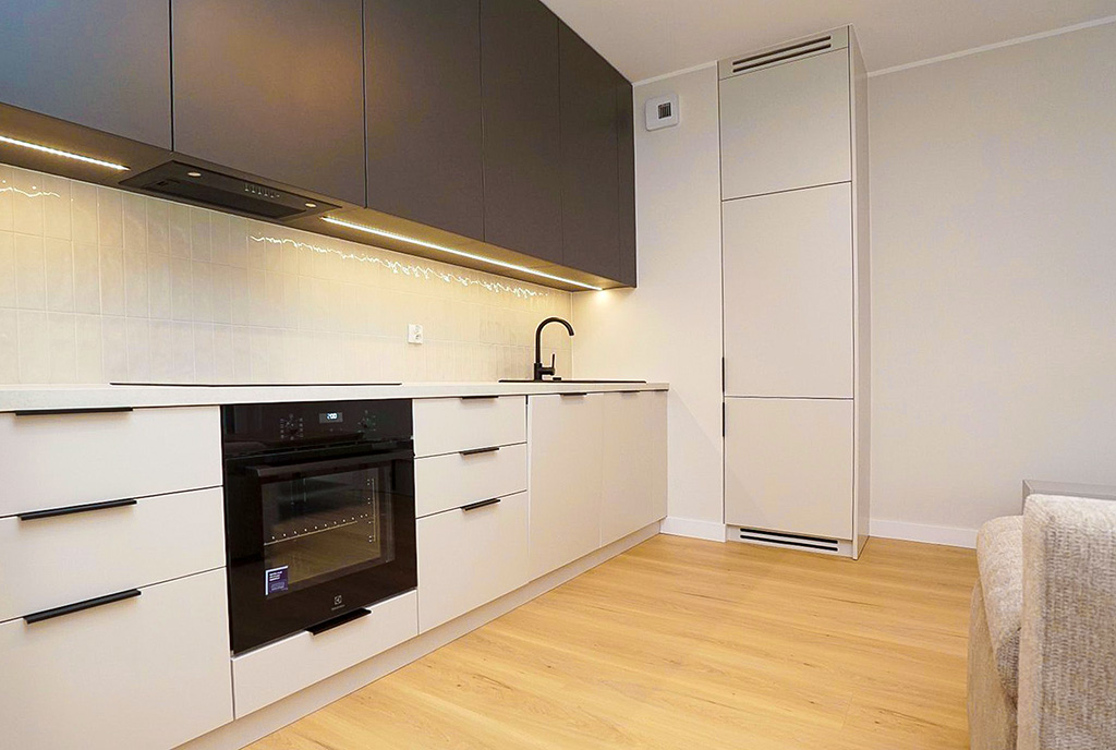 zbliżenie na kuchnię w luksusowym apartamencie do wynajmu Piotrków Trybunalski