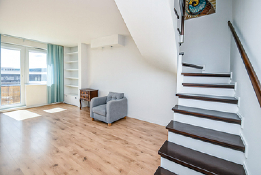 2-poziomwy układ pomieszczeń w luksusowym apartamencie na sprzedaż Gdynia (okolice)