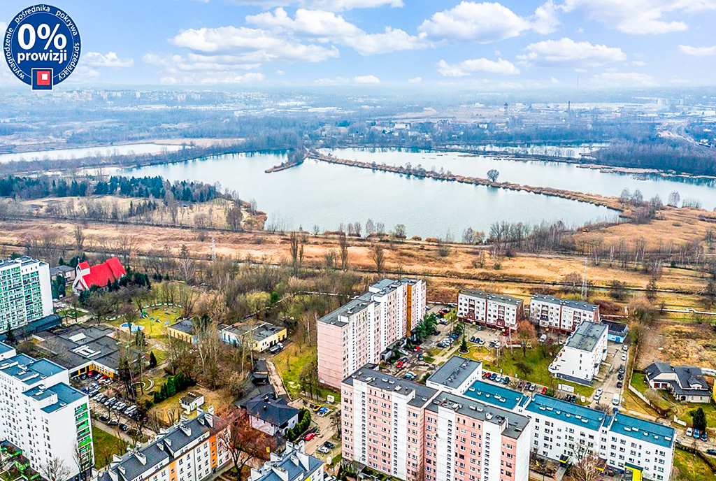 imponujące osiedle, na którym znajduje sę oferowany na sprzedaż ekskluzywny apartament Katowice (okolice)