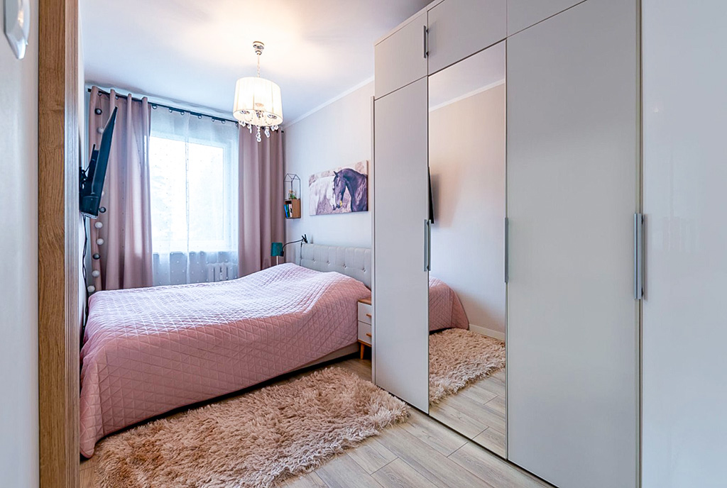 zaciszna sypialnia w ekskluzywnym apartamencie na sprzedaż Elbląg