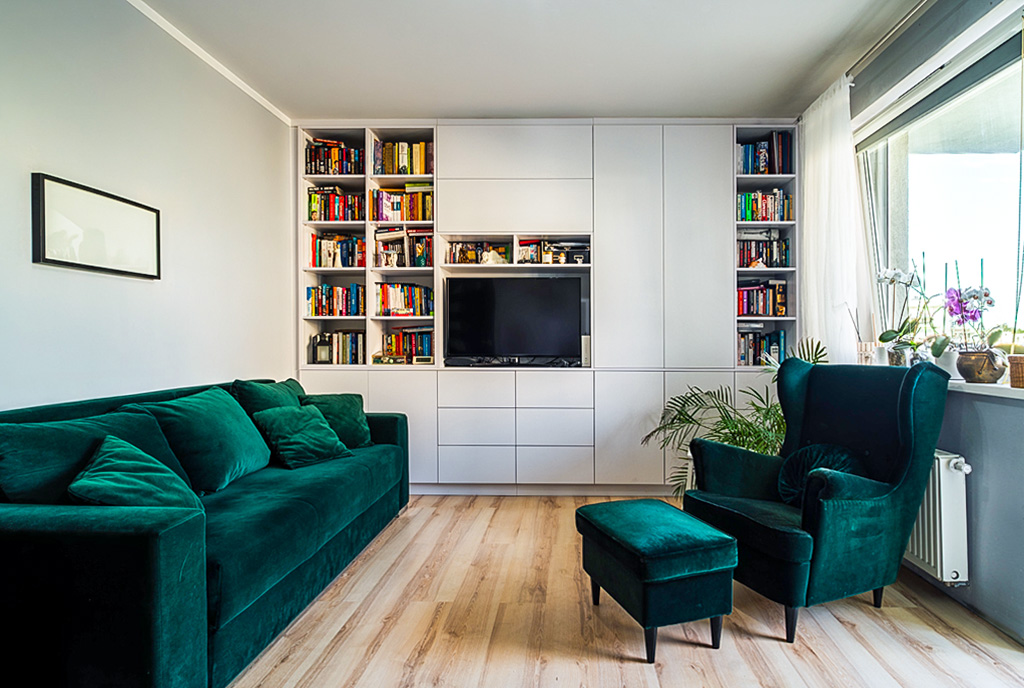 fragment pokoju gościnnego w ekskluzywnym apartamencie na sprzedaż Gdańsk (okolice)
