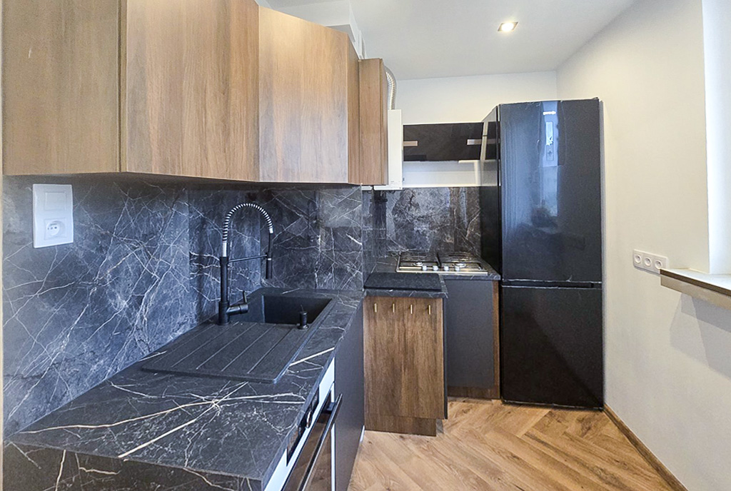 komfortowa kuchnia w luksusowym apartamencie na sprzedaż Katowice (okolice)