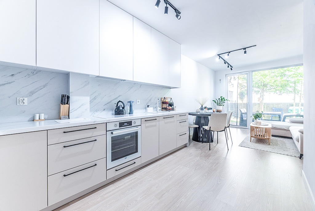 zbliżenie na kuchnię w luksusowej willi na sprzedaż Gdynia (okolice)