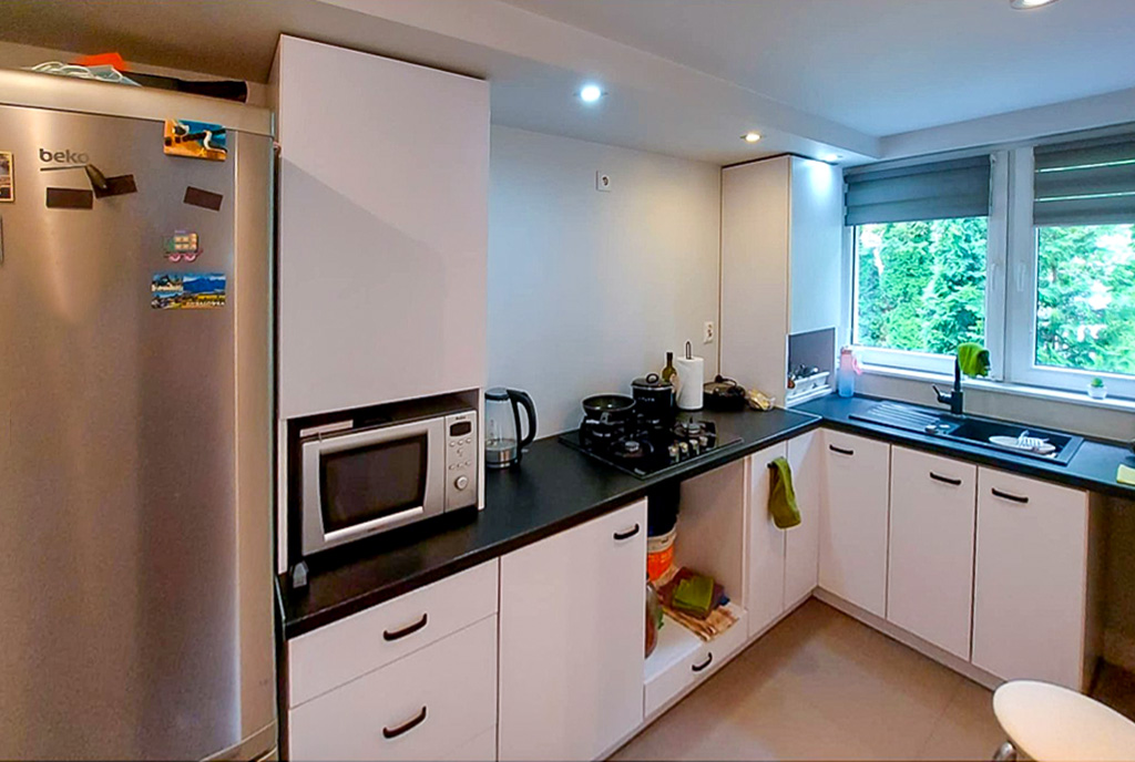 zprojektowana w bieli kuchnia w ekskluzywnej willi na sprzedaż Kielce