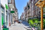 prestiżowa ulica, przy której znajduje się ekskluzywny apartament na wynajem Wrocław